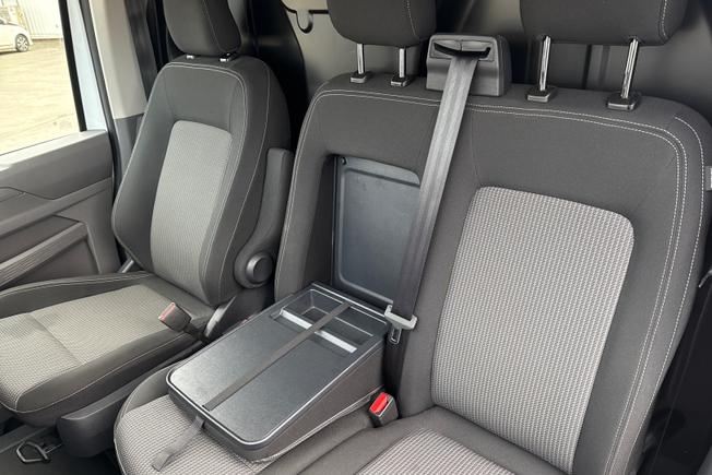 VOLKSWAGEN e-Transporter Photo 45