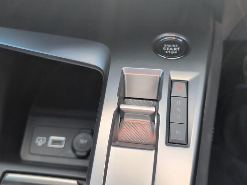 Used Peugeot 408 KM25UWU 40