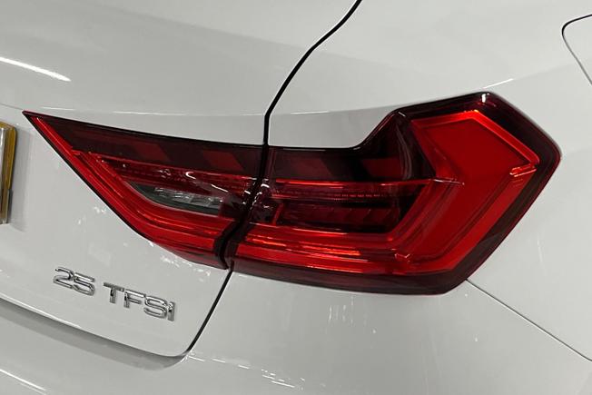 Audi A1 Photo 18
