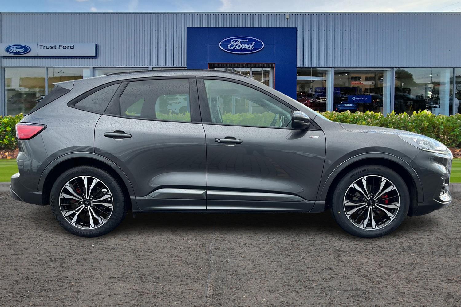 Ford Kuga Photo 2