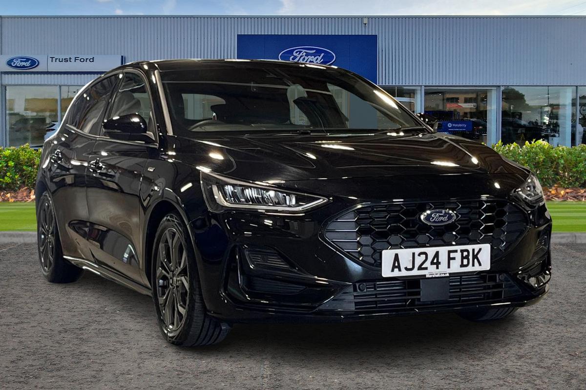 Ford Focus listing photo