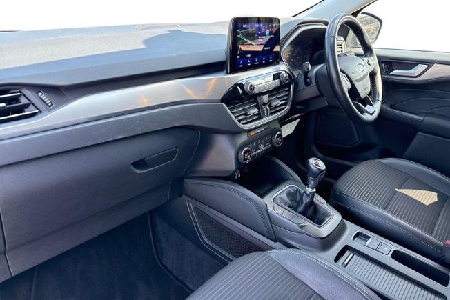 FORD Kuga Photo 2