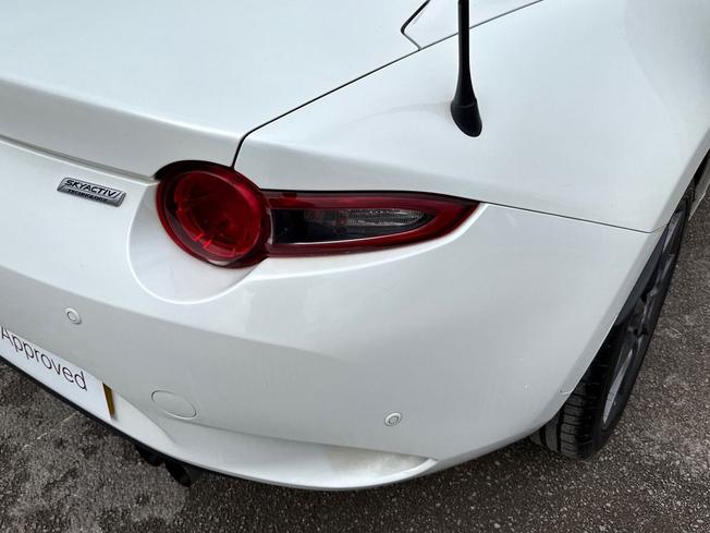MAZDA MX-5 Photo 18