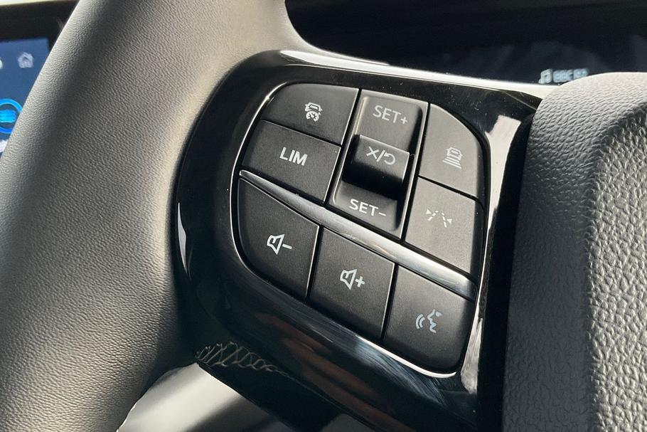 Used Ford E-Transit Courier 23