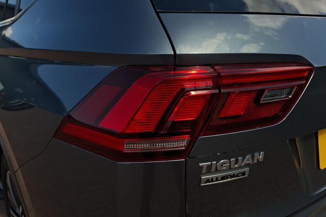 Volkswagen Tiguan Allspace Photo 18