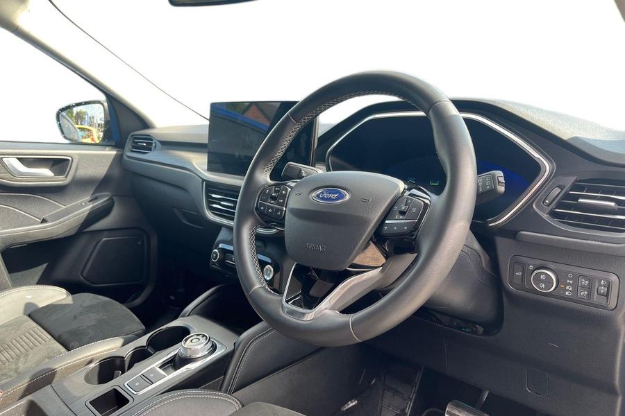 Ford KUGA Photo autoimg-fc44f2c688dccfbe354912fce83150d3994ccdb3.jpg