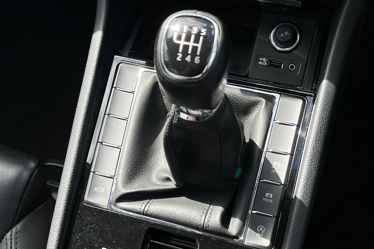 Skoda SUPERB Photo 34