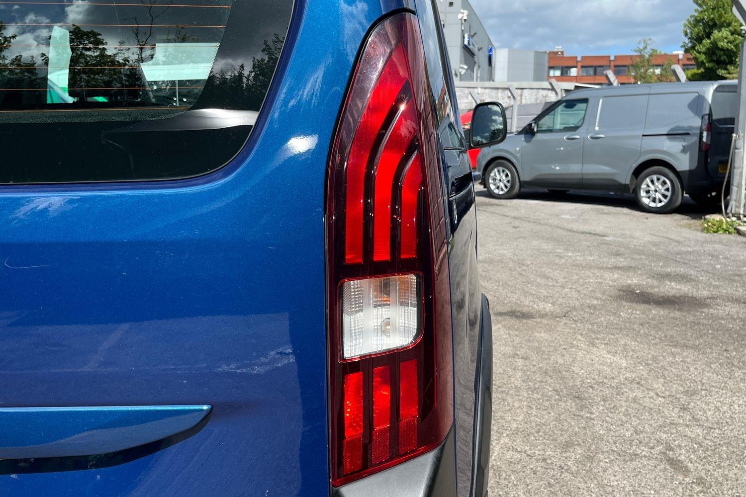 Peugeot RIFTER Photo 25