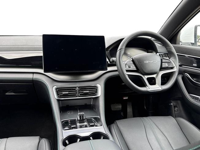 BYD Seal U Photo 11