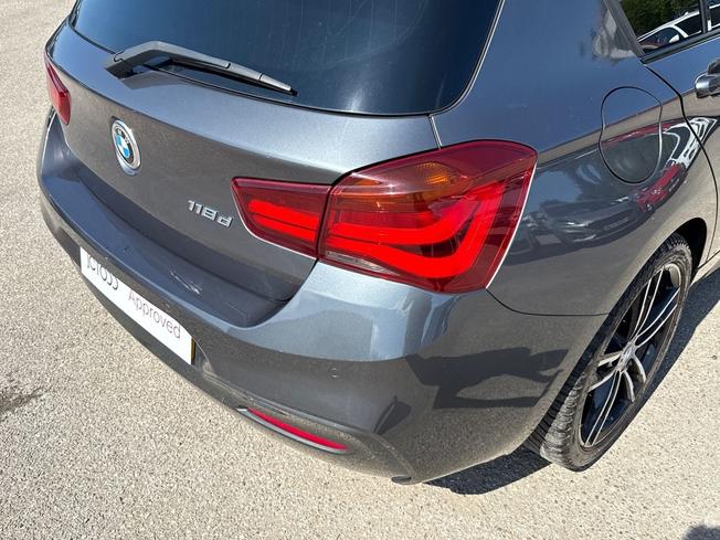 BMW 1 Series Photo 22