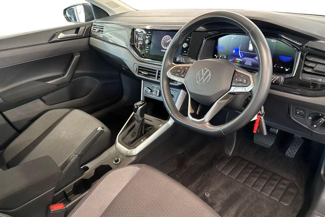 VOLKSWAGEN Polo Photo 6