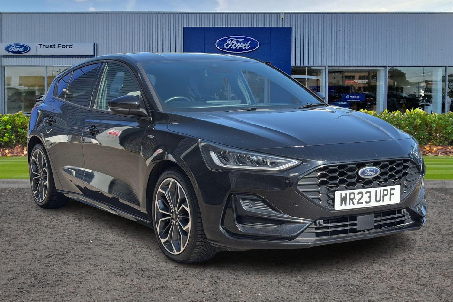 Ford FOCUS Photo 0
