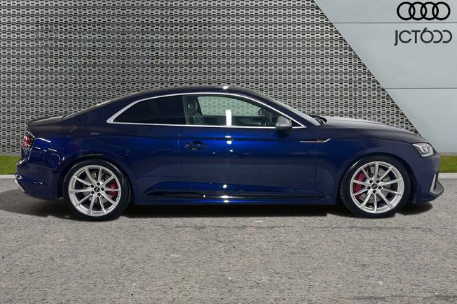 Audi RS5 Photo 4