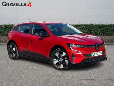 Used 2022 Renault MEGANE 60kWh equilibre Hatchback 5dr Electric Auto (optimum charge) (220 ps) Red at Gravells