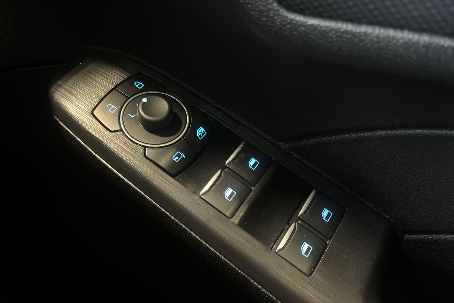 Ford KUGA Photo 15