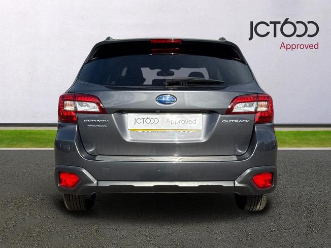 SUBARU Outback Photo 7