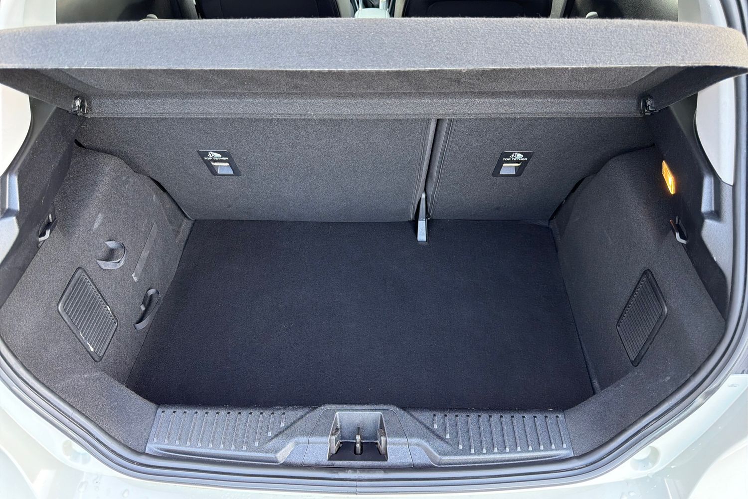 Ford FIESTA Photo 20