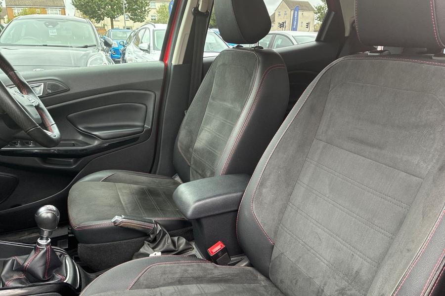 Ford ECOSPORT Photo autoimg-fc54c10f9133f16b8e3b60f5207a334bb50d8c7a.jpg