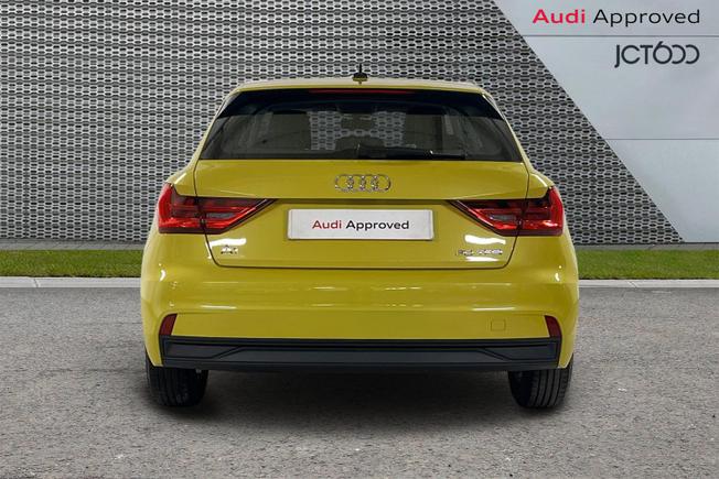 AUDI A1 Photo 7