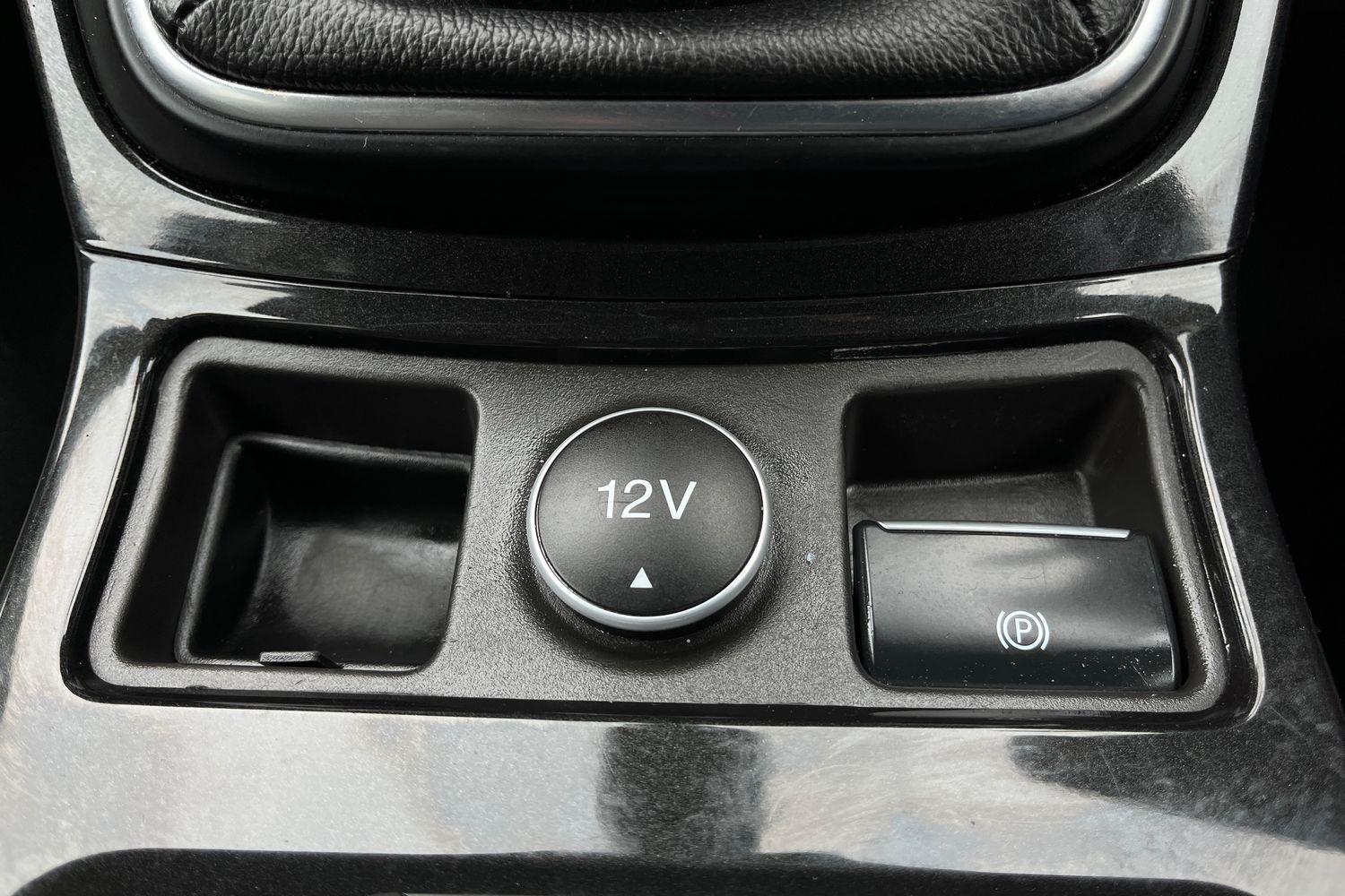 Ford KUGA Photo 29