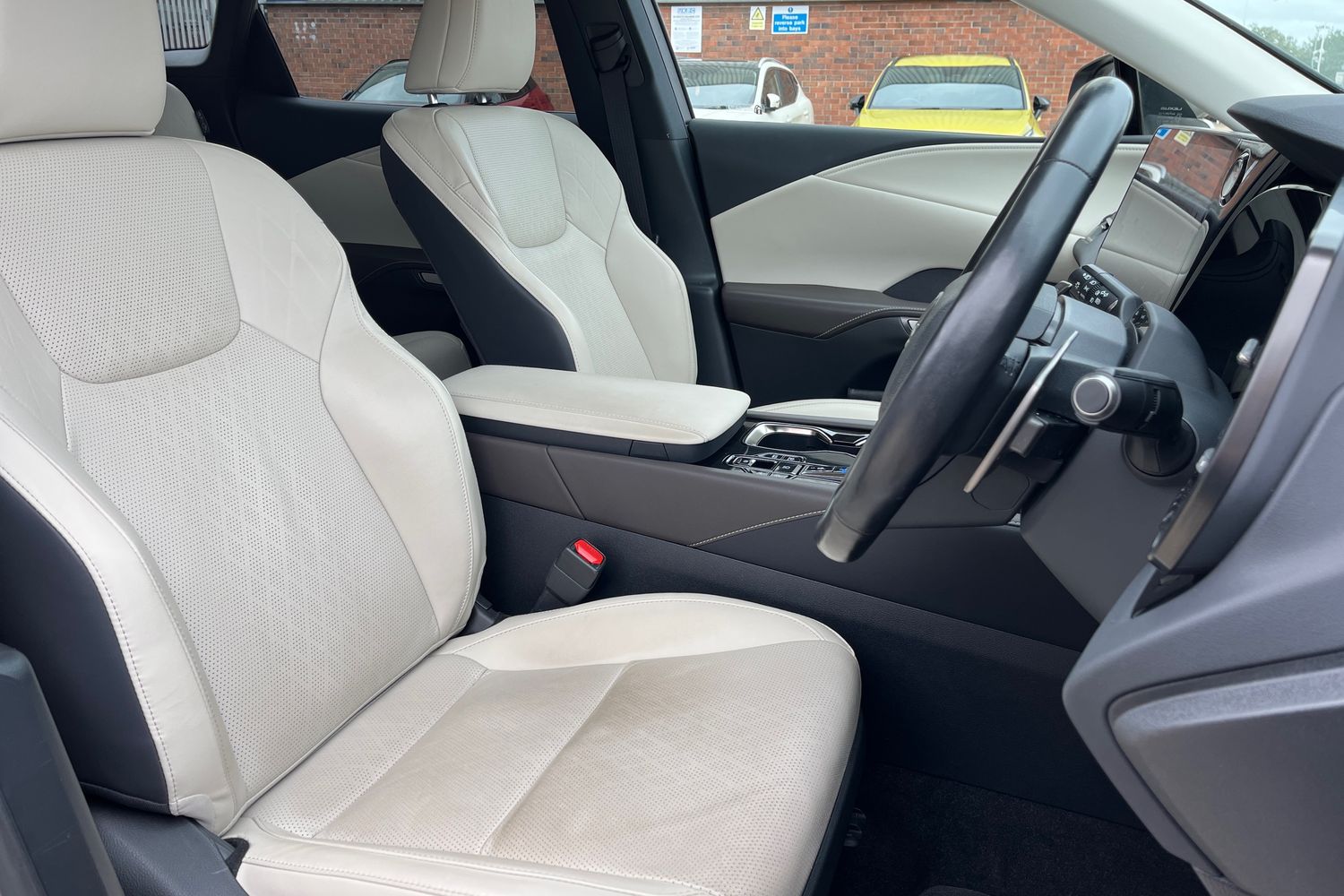 Lexus RX Photo 16