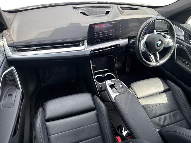 BMW X1 Photo 2