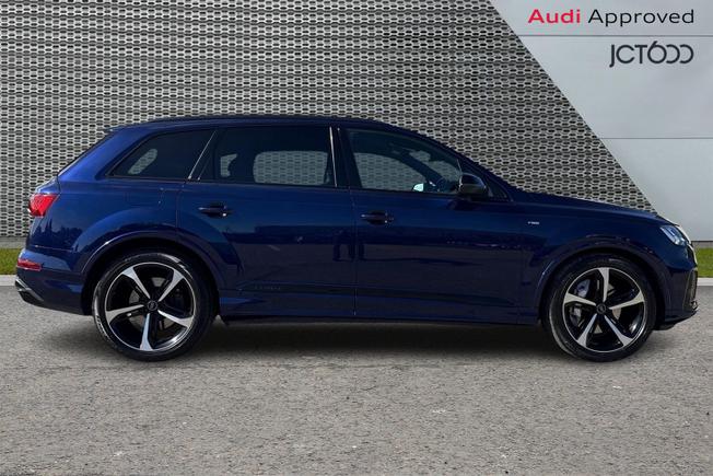 AUDI Q7 Photo 4