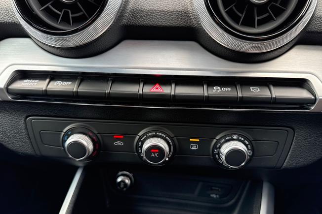 AUDI Q2 Photo 32