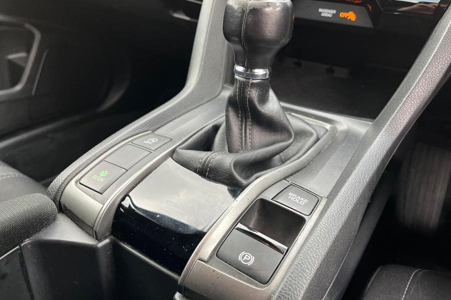 Honda CIVIC Photo autoimg-fc6d7d798f954b8a0b0fa51cc91b4ef25956d668.jpg