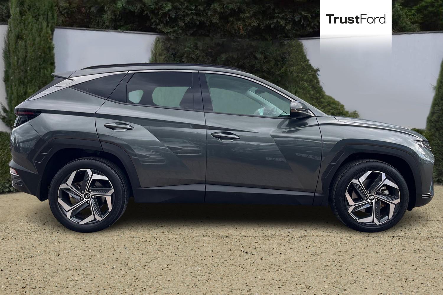 Hyundai TUCSON Photo 2