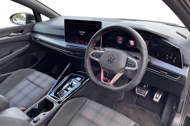 VOLKSWAGEN Golf Photo 6