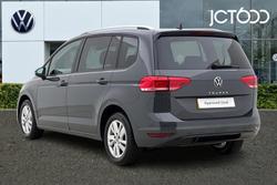 VOLKSWAGEN Touran Photo 3