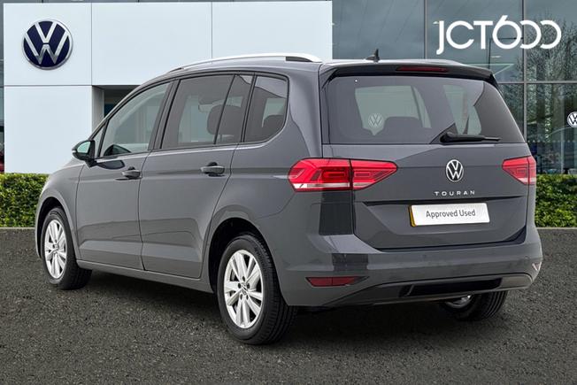 VOLKSWAGEN Touran Photo 3