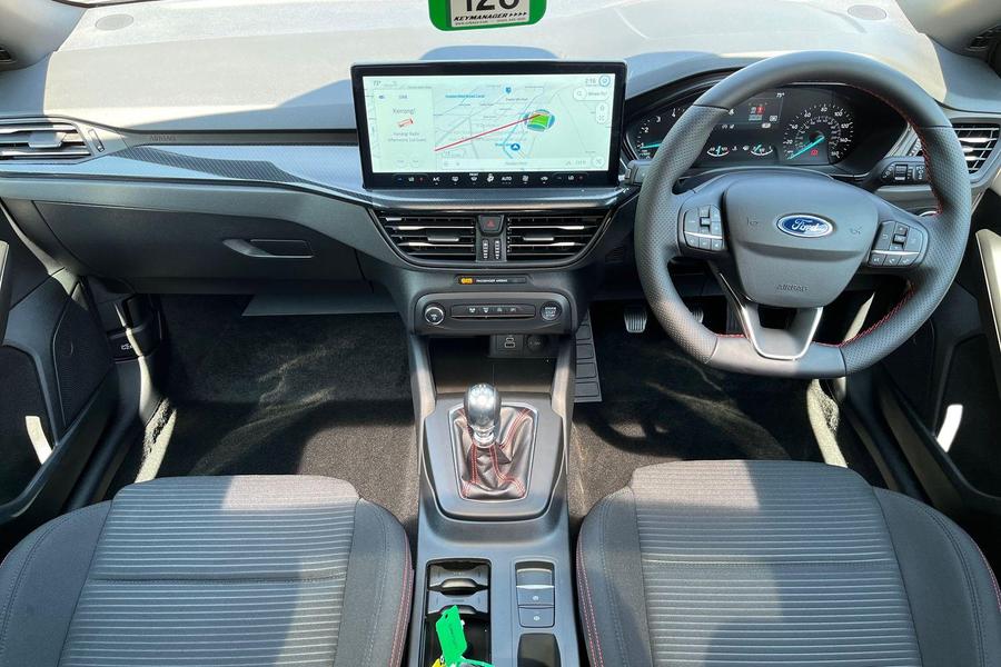Ford FOCUS Photo autoimg-fc7ff58fadd200e99113ec7fb0f10ca61e4ef00e.jpg