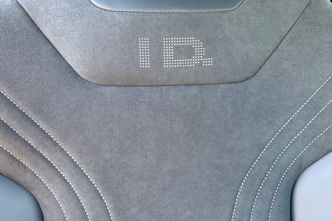VOLKSWAGEN ID.4 Photo 28
