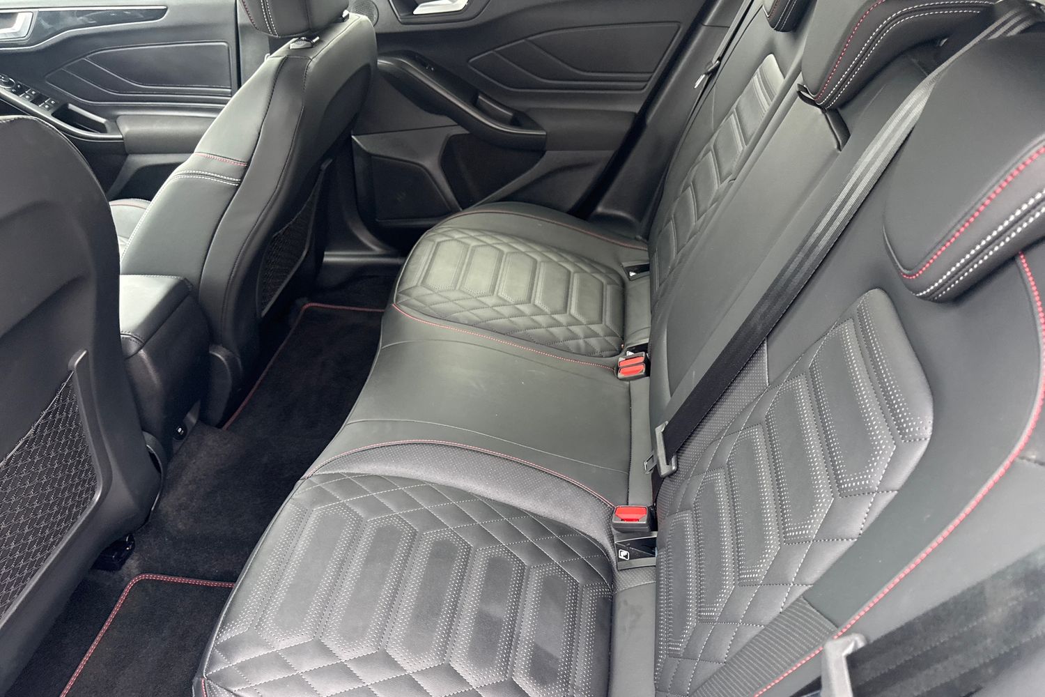 Ford Focus Photo 19