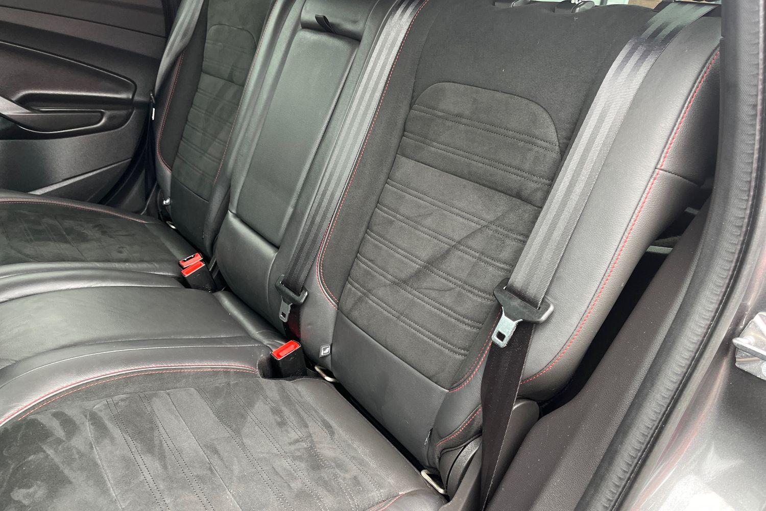 Ford KUGA Photo 19