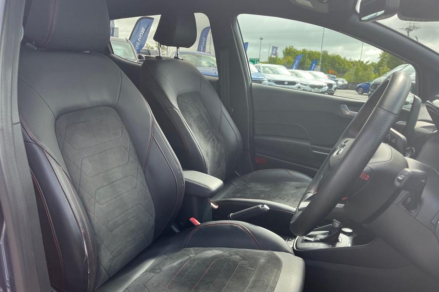 BMW 1 SERIES Photo autoimg-fc840eb9789317912723c43168f0f3fdb9218706.jpg