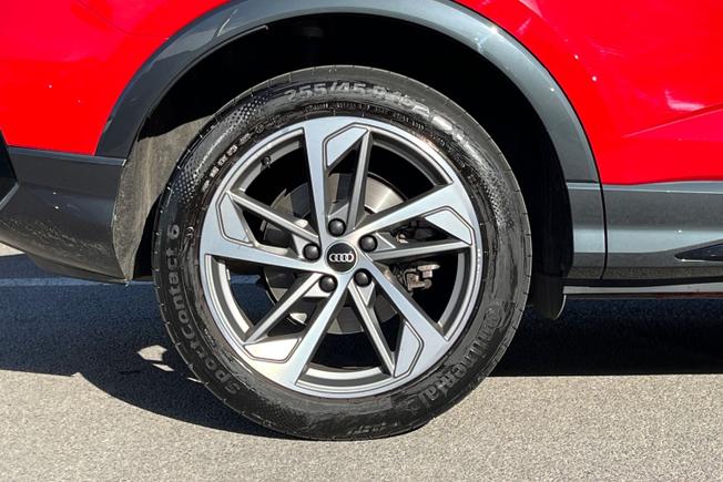 AUDI Q3 Photo 5