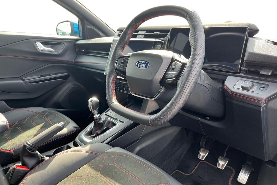 Ford PUMA Photo autoimg-fc8d54200476f64cc198108d944032e20f4bef97.jpg