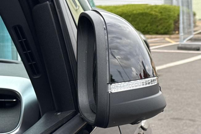 VOLKSWAGEN Id. Buzz Photo 39