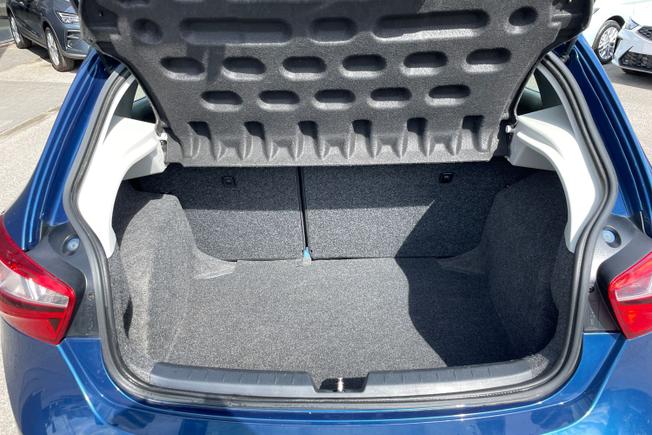 SEAT Ibiza Photo 12