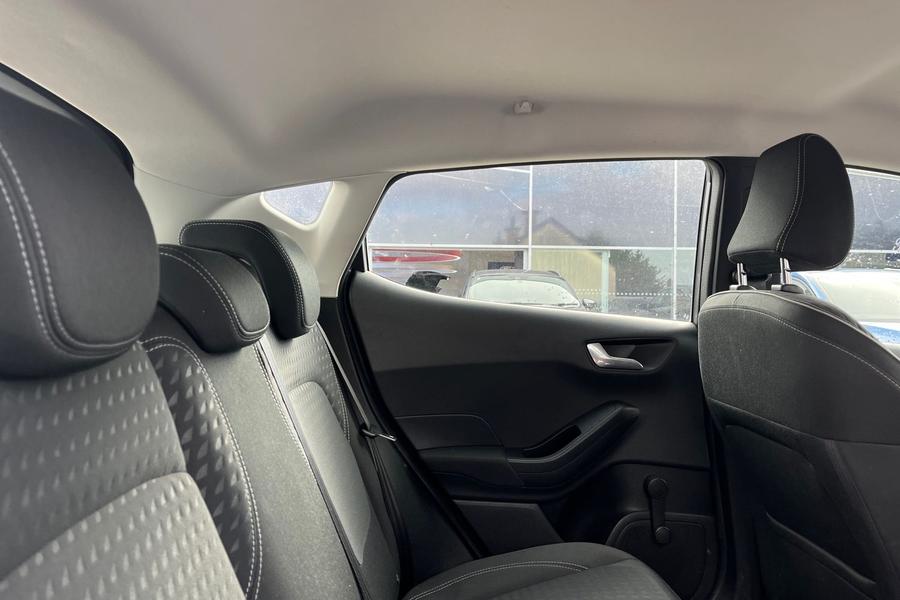 Ford FIESTA Photo autoimg-fc9897b66dc3bbf6cc64621e6c69c883a7ccd5d9.jpg