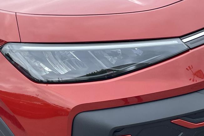 VOLKSWAGEN T-Roc Photo 19