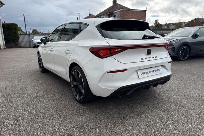 CUPRA Leon Photo 23