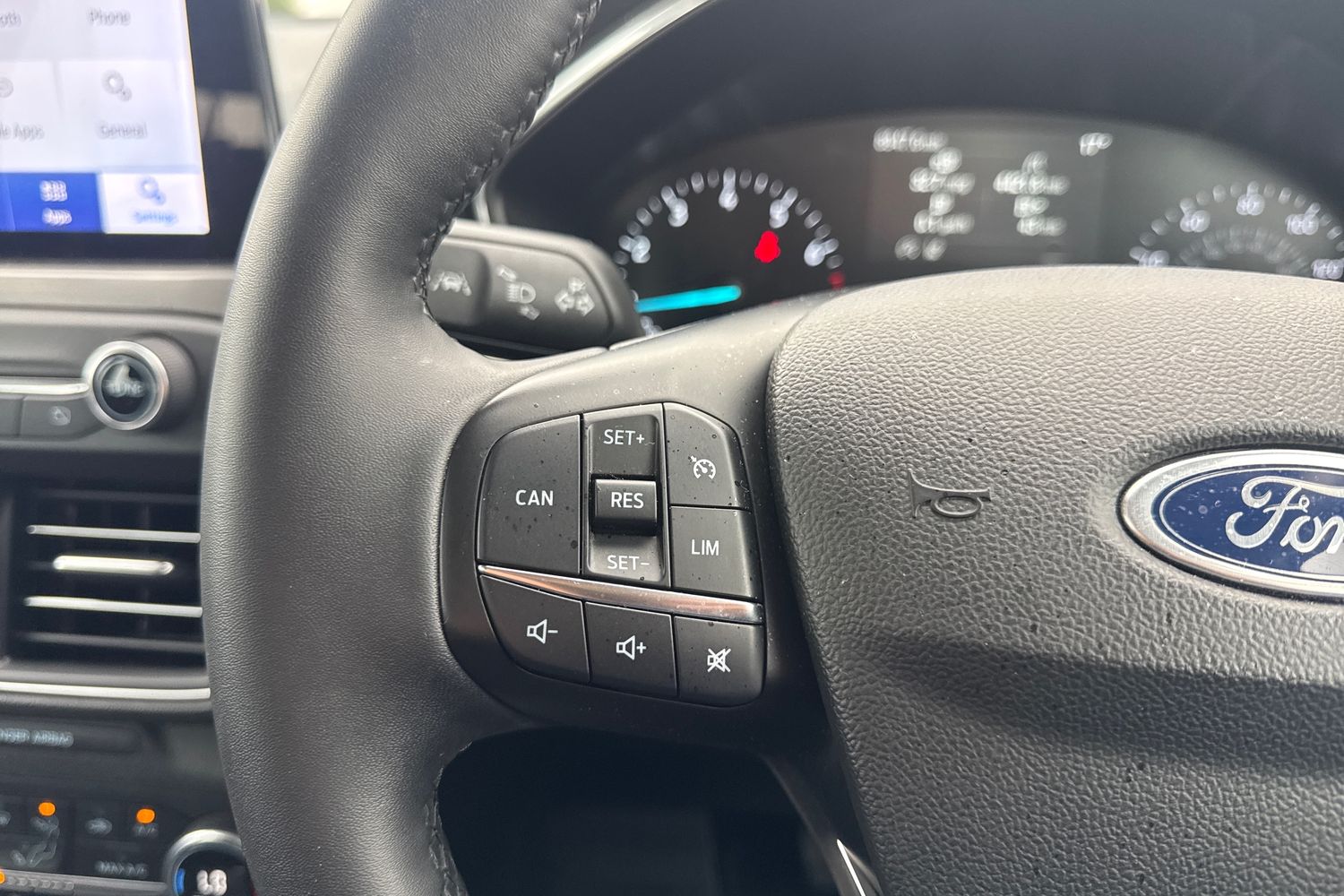 Ford FOCUS Photo 29