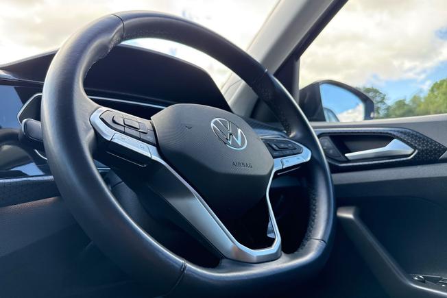 VOLKSWAGEN T-Cross Photo 26