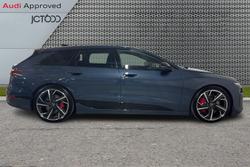 AUDI S6 E-Tron Avant Photo 4