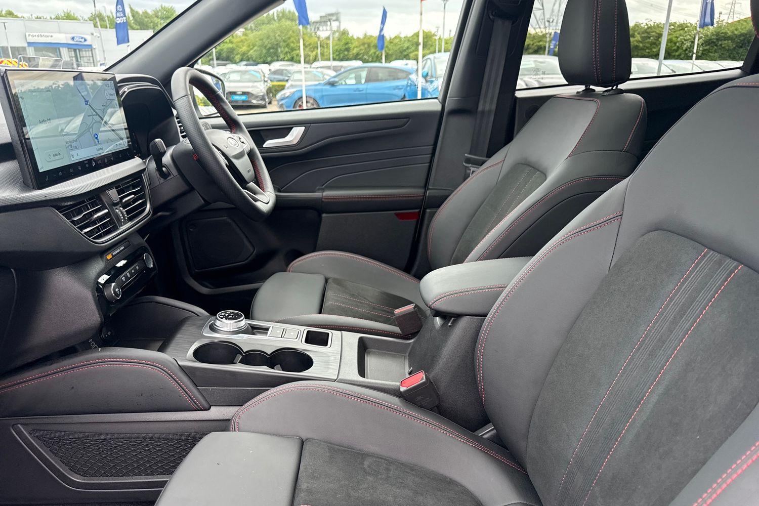 Ford Kuga Photo 18