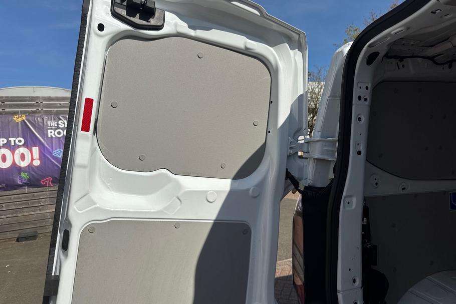 Used FORD TRANSIT CUSTOM WT24AEP 17